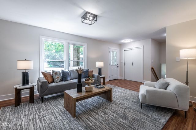 7401 Fiesta Way, Raleigh, NC 27615