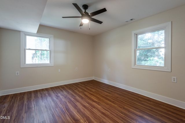 7401 Fiesta Way, Raleigh, NC 27615