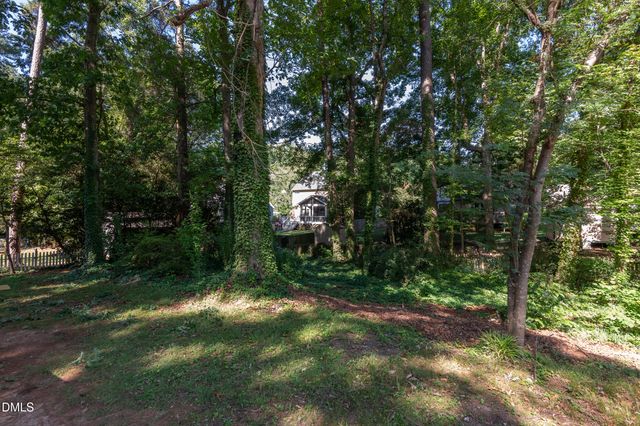 7401 Fiesta Way, Raleigh, NC 27615