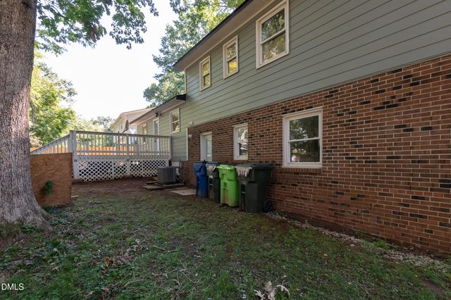 7401 Fiesta Way, Raleigh, NC 27615