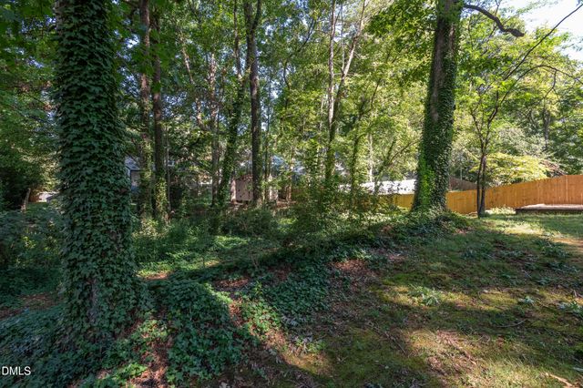 7401 Fiesta Way, Raleigh, NC 27615