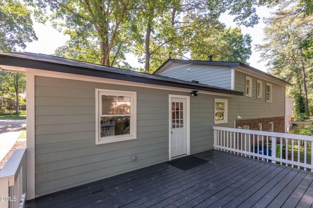 7401 Fiesta Way, Raleigh, NC 27615