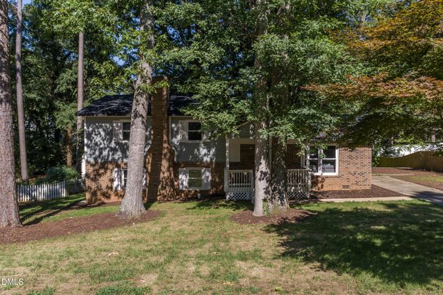7401 Fiesta Way, Raleigh, NC 27615