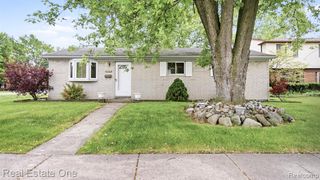9384 Elaine Court, Taylor, MI 48180