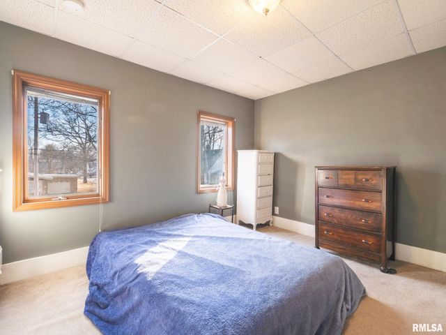 201 E ROSE Avenue, Bartonville, IL 61607