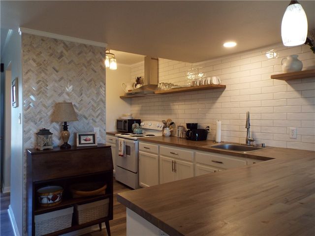 605 Marshview Circle Drive, Brunswick, GA 31520