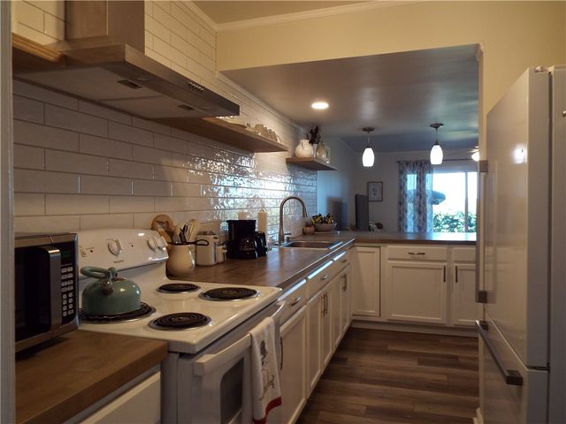 605 Marshview Circle Drive, Brunswick, GA 31520