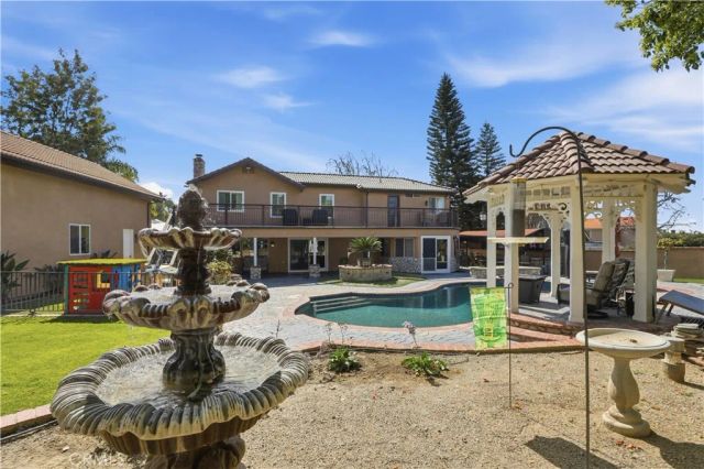 1210 Versailles Circle, Riverside, CA 92506