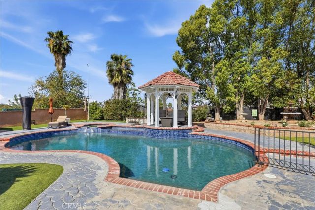 1210 Versailles Circle, Riverside, CA 92506