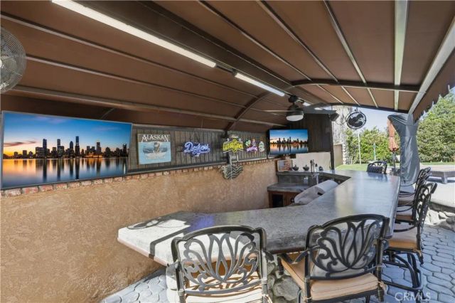 1210 Versailles Circle, Riverside, CA 92506