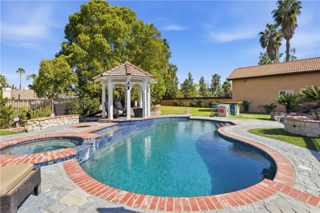 1210 Versailles Circle, Riverside, CA 92506