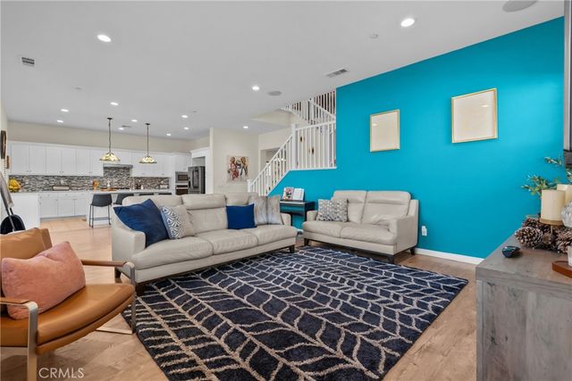 27624 Solana, Saugus, CA 91350