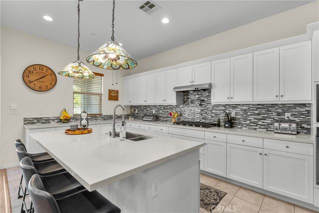 27624 Solana, Saugus, CA 91350