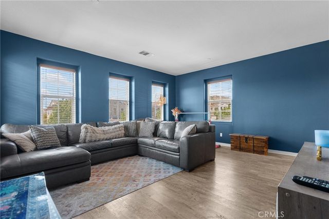 27624 Solana, Saugus, CA 91350