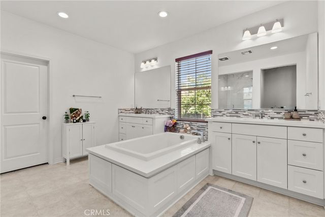 27624 Solana, Saugus, CA 91350