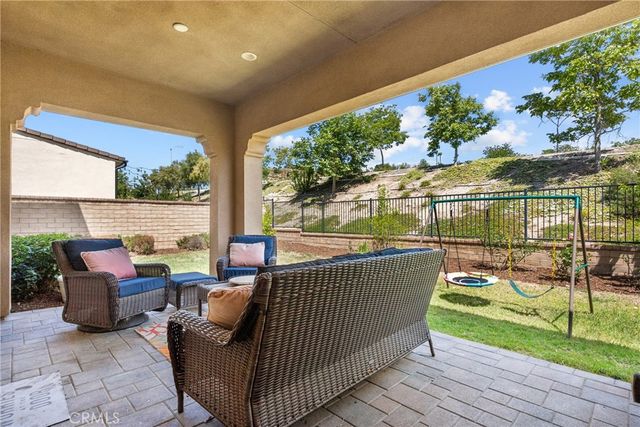 27624 Solana, Saugus, CA 91350