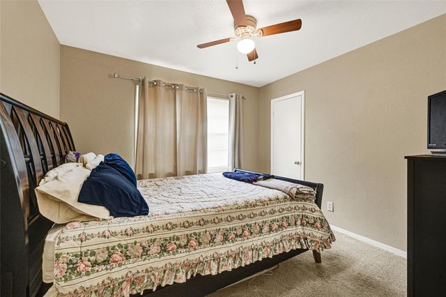 1606 Clayton Drive, Baytown, TX 77520