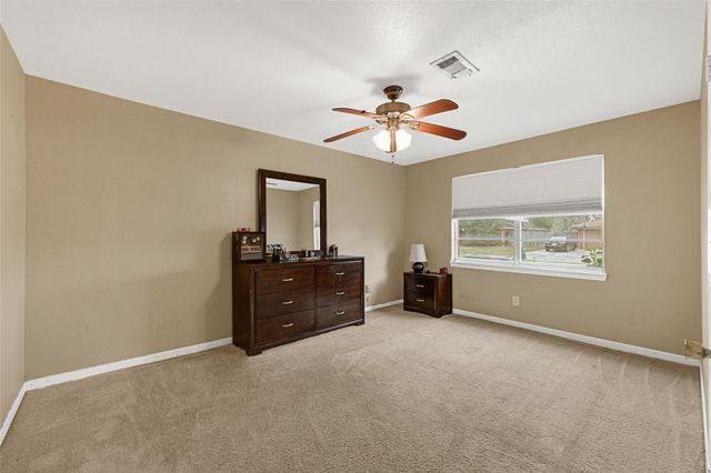 1606 Clayton Drive, Baytown, TX 77520