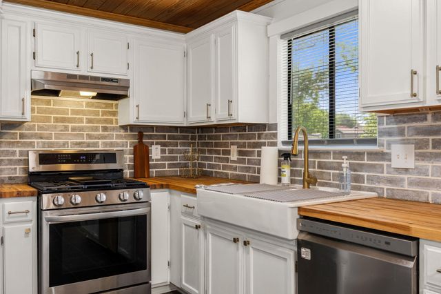 1709 Krizan Ave, Austin, TX 78727