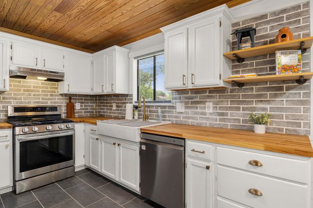 1709 Krizan Ave, Austin, TX 78727