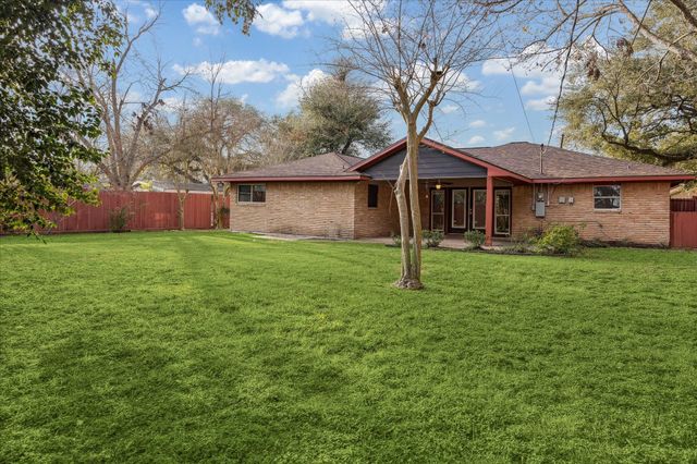 11519 Endicott Lane, Houston, TX 77035