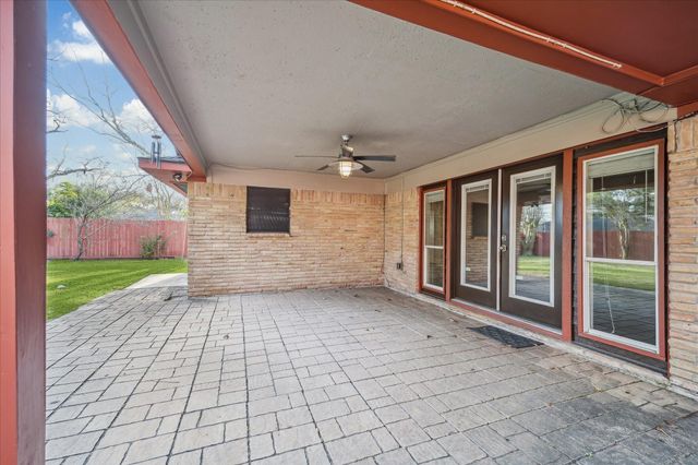 11519 Endicott Lane, Houston, TX 77035