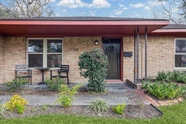 11519 Endicott Lane, Houston, TX 77035