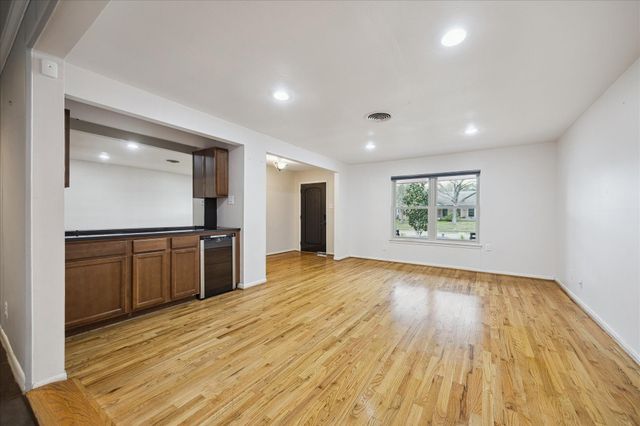 11519 Endicott Lane, Houston, TX 77035