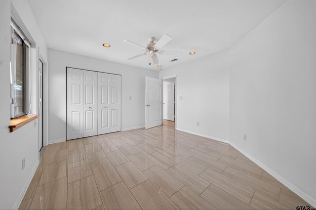 20998 Kiva Circle, Flint, TX 75762