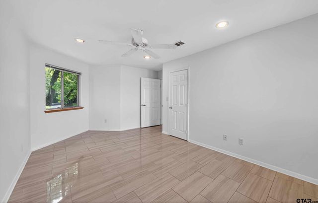 20998 Kiva Circle, Flint, TX 75762