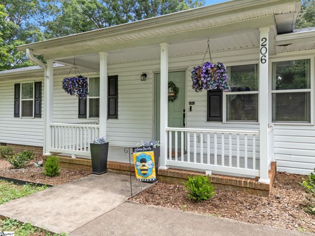 206 Dogwood Court, Piedmont, SC 29673