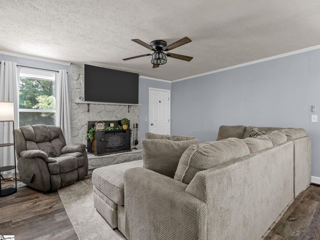 206 Dogwood Court, Piedmont, SC 29673