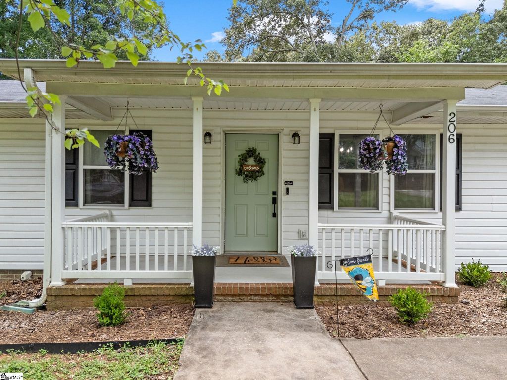206 Dogwood Court, Piedmont, SC 29673