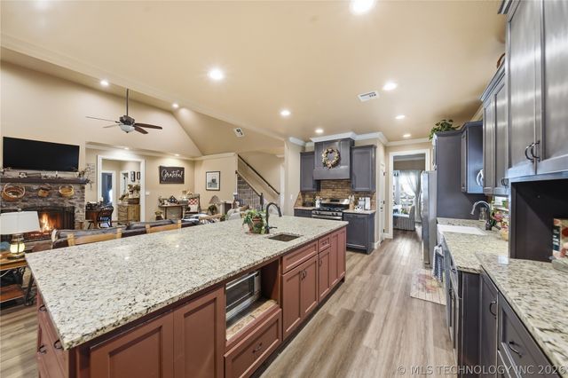 322 E 123rd Court S, Jenks, OK 74037