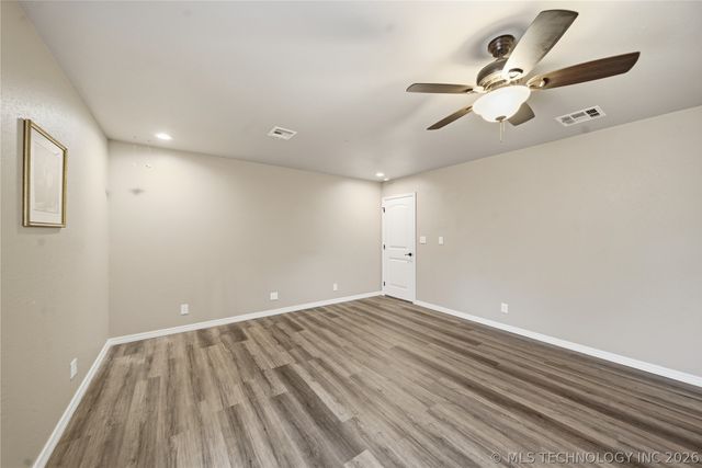 322 E 123rd Court S, Jenks, OK 74037