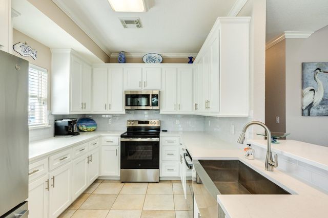 13730 San Domingo Drive, Galveston, TX 77554