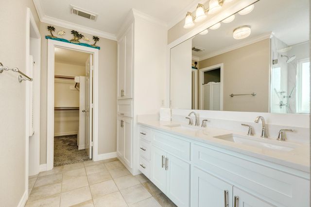 13730 San Domingo Drive, Galveston, TX 77554