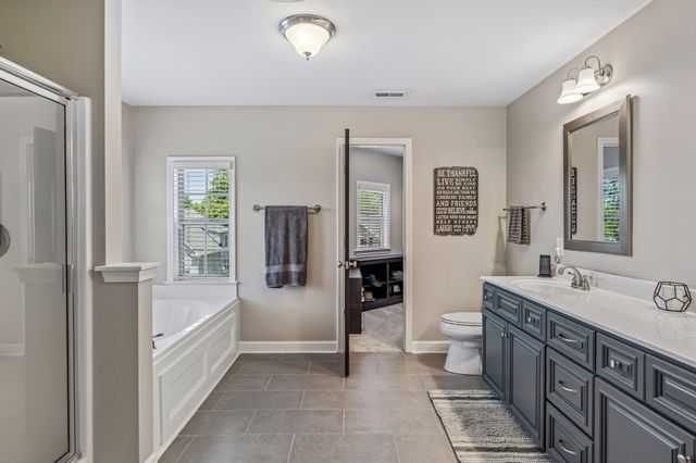 9046 Wheeler Dr, Spring Hill, TN 37174