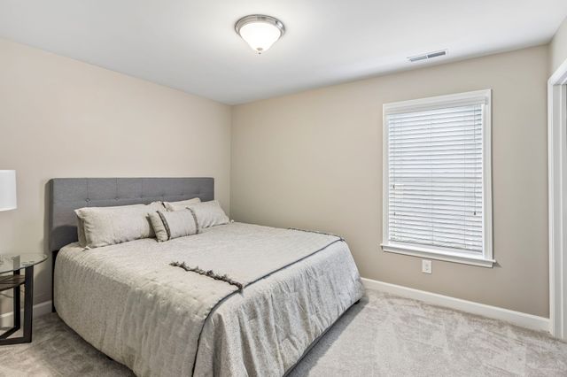 9046 Wheeler Dr, Spring Hill, TN 37174