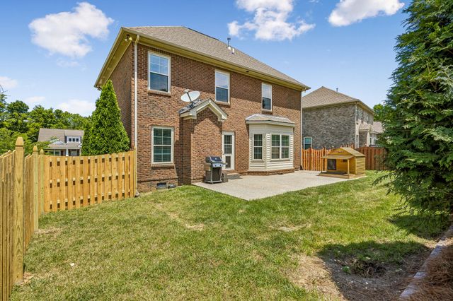 9046 Wheeler Dr, Spring Hill, TN 37174
