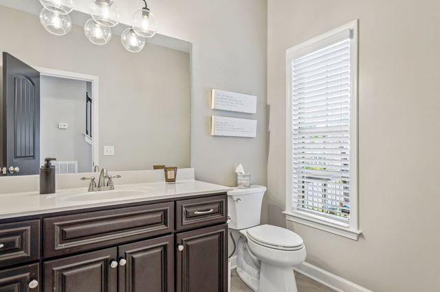 9046 Wheeler Dr, Spring Hill, TN 37174