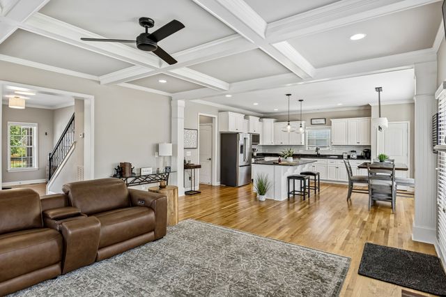 9046 Wheeler Dr, Spring Hill, TN 37174