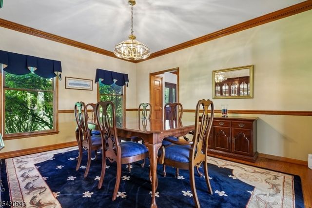 31 Copper Penny Rd, Raritan Twp., NJ 08822