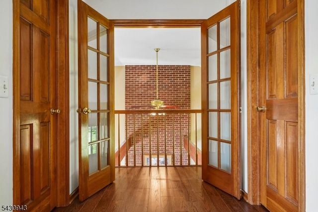 31 Copper Penny Rd, Raritan Twp., NJ 08822