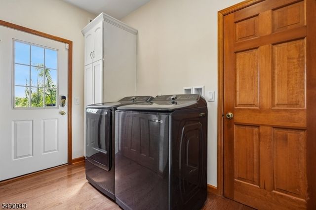 31 Copper Penny Rd, Raritan Twp., NJ 08822