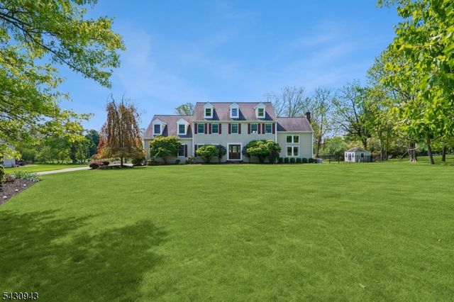 31 Copper Penny Rd, Raritan Twp., NJ 08822