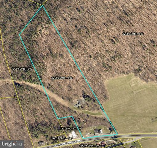 4743, 4745, 4747 CHAMBERSBURG RD, Gettysburg, PA 17325