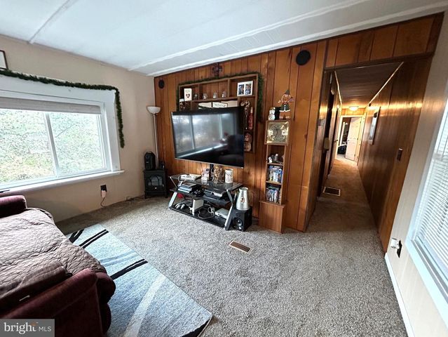 4743, 4745, 4747 CHAMBERSBURG RD, Gettysburg, PA 17325