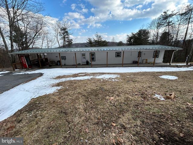 4743, 4745, 4747 CHAMBERSBURG RD, Gettysburg, PA 17325