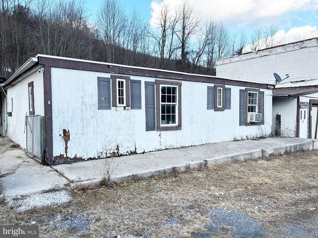 4743, 4745, 4747 CHAMBERSBURG RD, Gettysburg, PA 17325